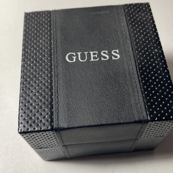 Guess Watch - Picture 3 of 3